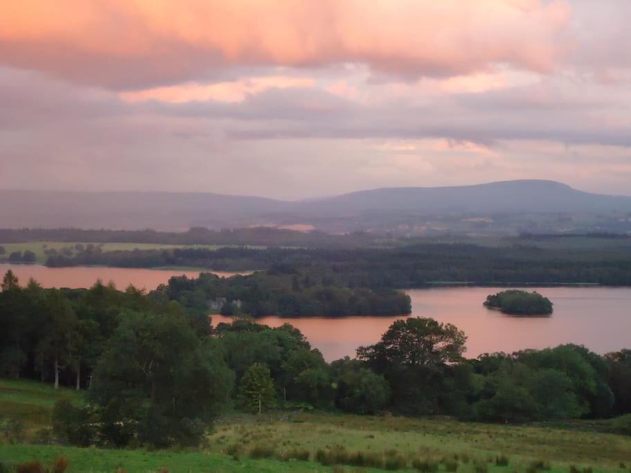 The Stable - Cottage With A Spectacular Lake View Port Of Menteith エクステリア 写真